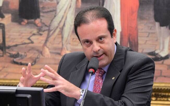 André Moura (PSC-CE) externou profundo mal-estar com a permanência de Cunha no cargo 