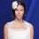 Fenda na saia quebra um pouco do romantismo rendado do vestido de Yolan Cris. Foto: Divulgação/Barcelona Bridal Week