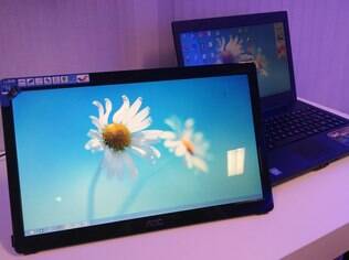 Monitor LED com conexão USB da AOC se destaca por sua portabilidade