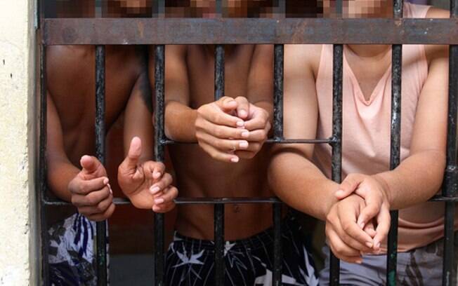Presídio na Grande Fortaleza tem dobro de detentos da lotação máxima; na foto, cadeia em MG