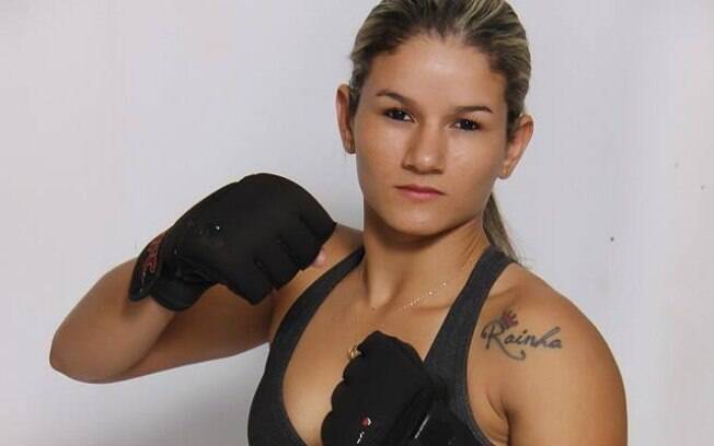 Lutadora de MMA Monique Bastos, que imobilizou um suspeito de assalto no Maranhão