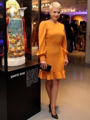 Leandra Leal participa da festa de lançamento da novela Saramandaia