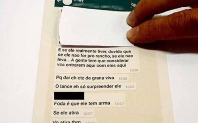 As mensagens trocadas no grupo feito para planejar o assalto ao pai