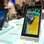 Xperia S, da Sony, tem câmera de 12,1 megapixels com foco automático e faz fotos panorâmicas. Custa R$ 1.800. Foto: Getty Images