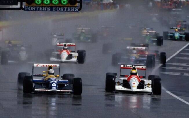 Senna perdeu a posição para Patrese logo na largada em San Marino. Foto: Getty Images