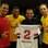 Daniel Alves também visitou o CT do São Paulo e ganhou uma camisa. Foto: Divulgação / São Paulo