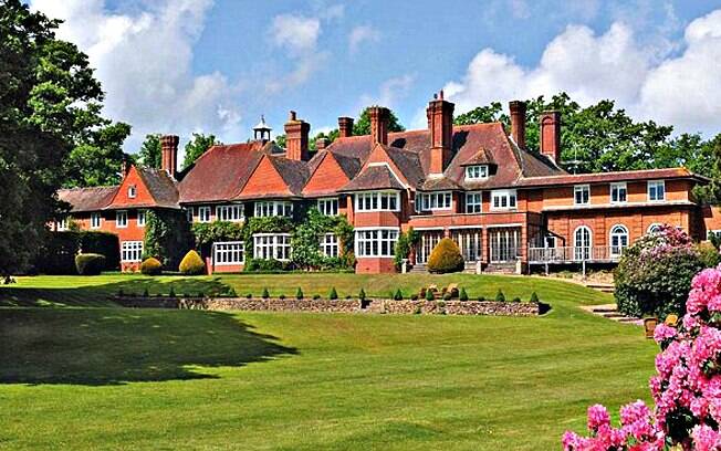 A nova mansão de Adele na Inglaterra
