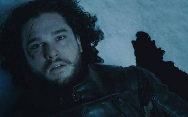 Jon Snow traído e apunhalado pro seus homens foi o fecho da 5ª temporada de