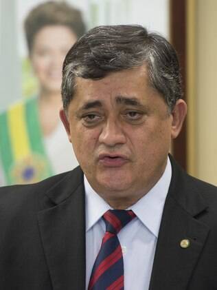 Deputado José Guimarães falou sobre o valor do pacote para infraestrutura nesta segunda