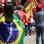 Manifestantes usam vermelho e também carregam a bandeira do Brasil no centro de São Paulo. Foto: Paulo Pinto/ Agência PT-17.04.16