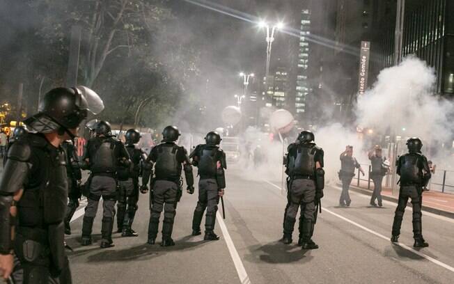 O ato, convocado pelas frentes Povo Sem Medo e Brasil Popular, teve concentração na Praça do Ciclista