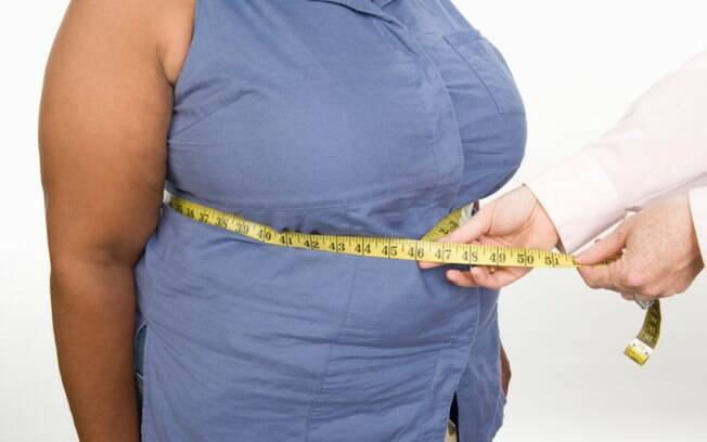 Procure não engordar. A obesidade causa gordura no fígado, condição que recebe o nome de esteatose hepática. Foto: Thinkstock/Getty Images