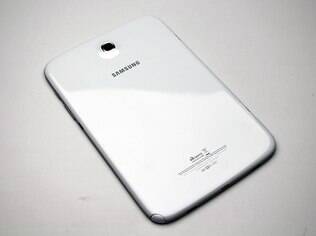 Galaxy Note 8.0 é parecido com outros smartphones e tablets da Samsung