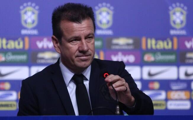 Dunga convocou os 23 jogadores que estarão na Copa América Centenário Dunga convocou os 23 jogadores que estarão na Copa América Centenário