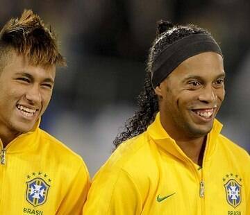 Bartomeu ressalta era vitoriosa iniciada com Ronaldinho