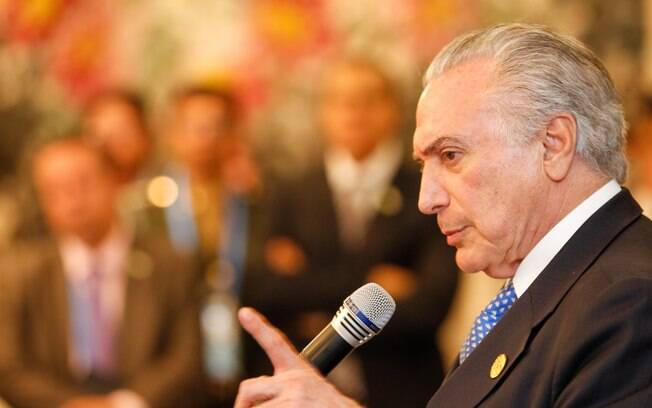 Michel Temer vai se encontrar com governadores para discutir crise econômica