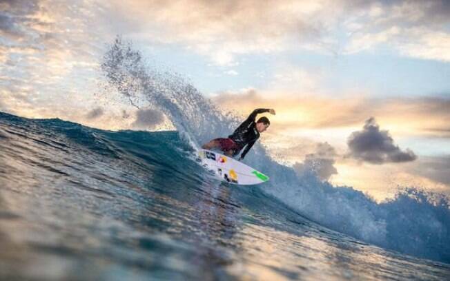 Campeão em 2015, Mineirinho, atualmente em décimo, traçou seu objetivo na temporada 2016 do circuito mundial de surfe Campeão em 2015, Mineirinho, atualmente em décimo, traçou seu objetivo na temporada 2016 do circuito mundial de surfe