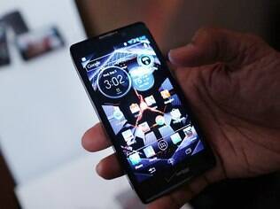 Razr Maxx, da Motorola, deve ganhar atualização sem aplicativos do MotoBlur em breve