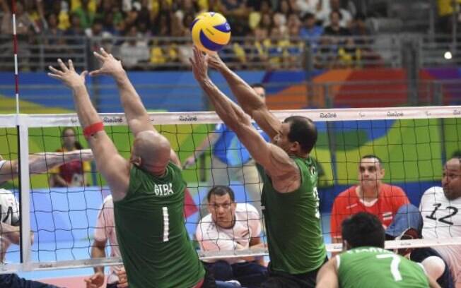 Acidentes de trânsito afetam a maioria dos jogadores das equipes de vôlei sentado do Brasil