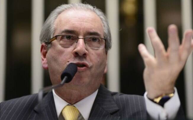 Afastado da Câmara, deputado Eduardo Cunha concederá entrevista coletiva nesta terça-feira (21)