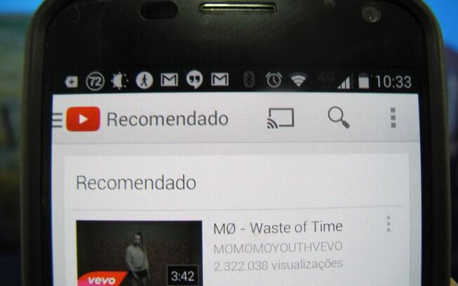 Aplicativos compatíveis com o acessório, como YouTube, mostram o ícone de Cast na parte superior. Foto: Emily Canto Nunes/iG São Paulo