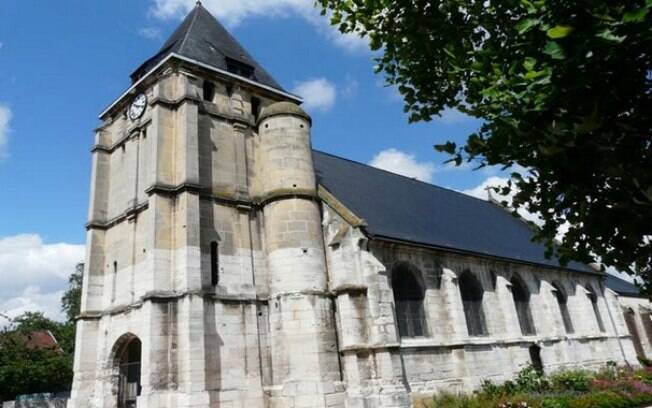 Igreja de Saint-Etienne-du-Rouvray: terroristas fizeram freiras e frequentadores reféns durante missa no local