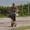 Ellen Jabour preferiu um patinete motorizado para passear pela Barra da Tijuca  (10/07/12). Foto: AgNews