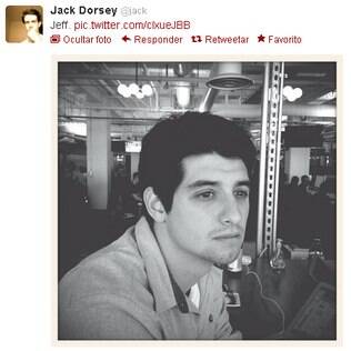 Foto em preto e branco publicada por Jack Dorsey no Twitter pode revelar testes de novo recurso