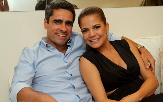 Nivea Stelmann posa com o marido, o empresário Marcus Rocha