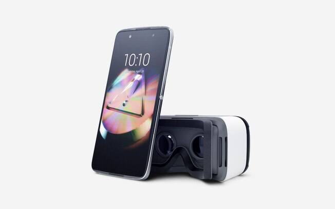 Alcatel Idol 4 traz óculos de realidade virtual semelhante ao Gear VR, compatível com smartphones da Samsung