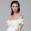 Modelo com corpete bordado, de Marchesa. Foto: Getty Images