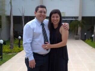 Aldiene e o noivo Hermenegildo, que é divorciado: sem problemas com a ex