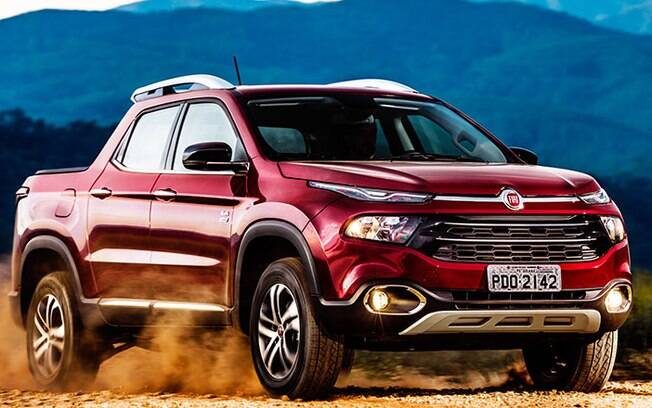 A Fiat Toro com o moderno motor 2.4 Tigershark de 186 cv custa R$ 98.730, o mesmo que a versão equivalente com motor 2.0 diesel. A Fiat Toro com o moderno motor 2.4 Tigershark de 186 cv custa R$ 98.730, o mesmo que a versão equivalente com motor 2.0 diesel.