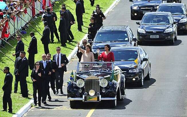 Presidente reeleita Dilma Rousseff, chega ao Congresso para cerimônia de Posse . Foto: Zeca Ribeiro - Câmara dos Deputados