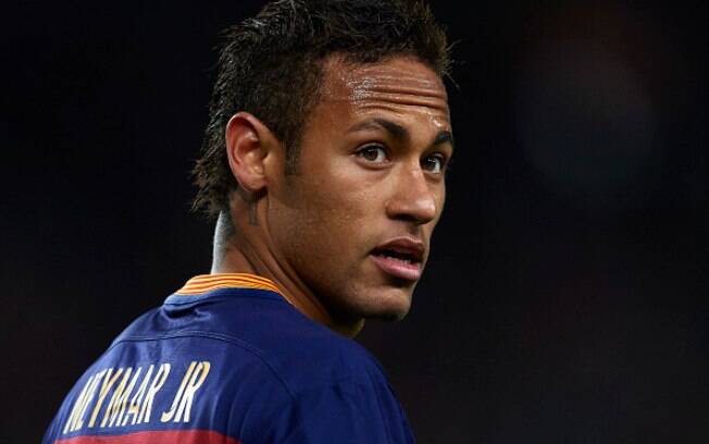 Neymar deverá depor contra acusações de fraude e corrupção
