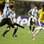 Com estilo, Neymar passa pela marcação argentina. Foto: Futura Press