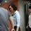Katy Perry conversa com fãs na porta de hotel e toma caipirinha em dia de turista. Foto: Photo Rio News