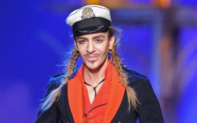 John Galliano está de volta!