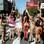 Elas desfilaram apenas de lingerie na Avenida Paulista. Foto: Francisco Cepeda/AgNews