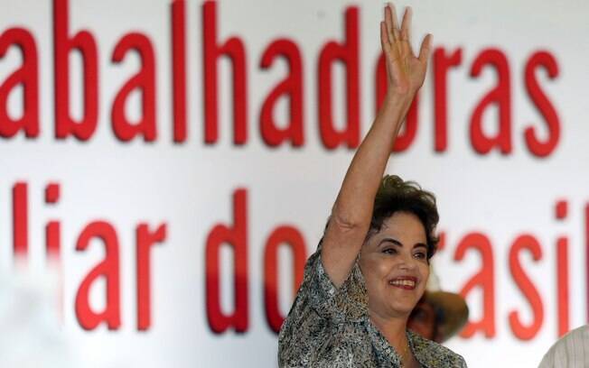 Dilma Rousseff participa da abertura de congresso de trabalhadores do setor agrícola