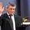 O diretor russo Alexander Sokurov, de "Faust", segura o Leão de Ouro no Festival de Veneza 2011. Foto: AFP