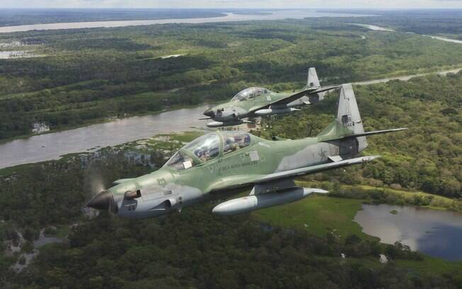 Modelo de avião Super Tucano da FAB; Indonésia gastou R$ 1 bilhão em unidades