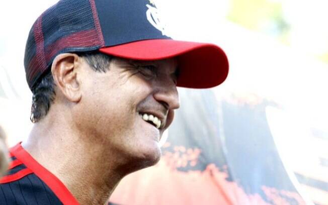 Muricy Ramalho é só sorrisos no Flamengo