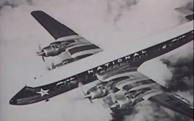 Pan Am: em 1957, voo 7 sumiu entre a Califórnia e o Havaí e foi encontrado após 5 dias. Autópsias indicaram que pessoas a bordo morreram intoxicadas