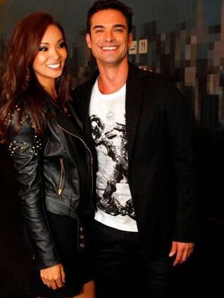 Carol Nakamura e Sidney Sampaio