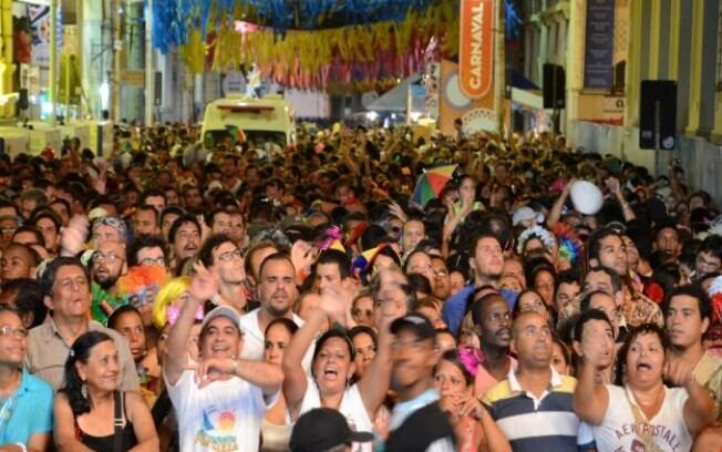 Os blocos de rua, muito bem humorados, são parte importante do carnaval no Recife