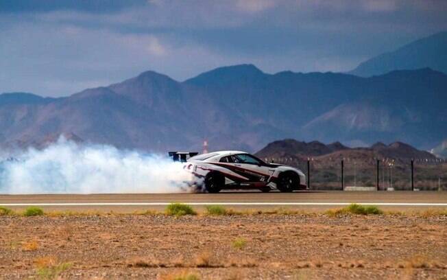 Nissan GT-R Nismo preparado para bater recorde mundial de drift