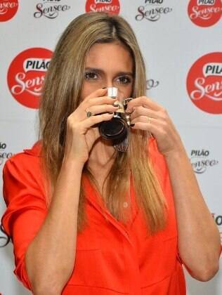 Fernanda Lima reafirma que a vida do casal é perfeita