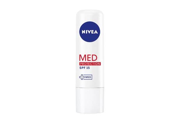Lip Care Med Protection (Nivea), com componentes anti-irritantes e anti-inflamatórios. R$ 8,90 