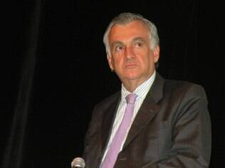 O ministro Juca Ferreira alfinetou Marta Suplicy